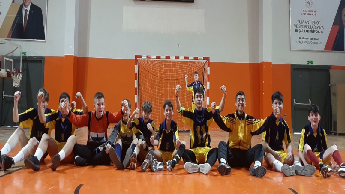 Futsal Takımımızı Tebrik Ediyoruz.